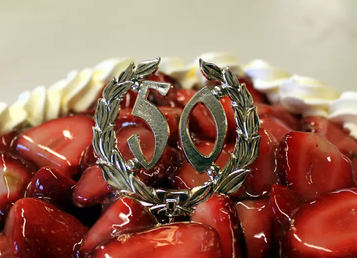 VUOSIMERKKI - Kakkukoristeet - 9307 - 1